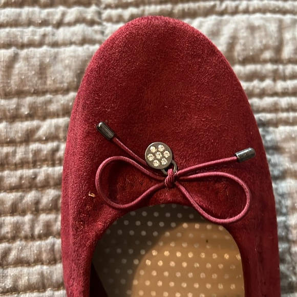 Faded Glory memory foam flats. Burgundy. Size 10. - Picture 3 of 4